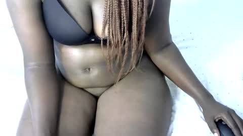 Snapshot of bubbly_ass30 chatting on September 8, 7:02 pm bubbly_ass30 online show from September 8, 7:02 pm