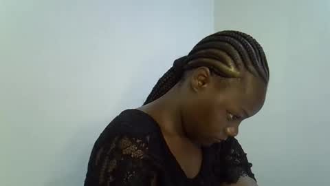 Snapshot of bubbly_ass30 chatting on May 4, 10:39 pm bubbly_ass30 online show from May 4, 10:39 pm