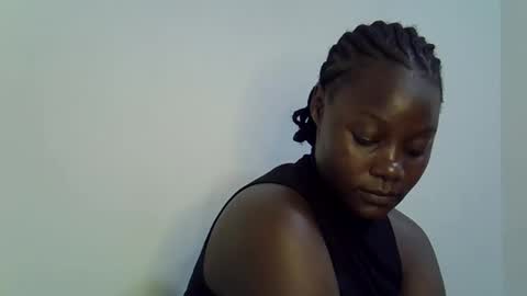 Snapshot of bubbly_ass30 chatting on May 15, 3:41 pm bubbly_ass30 online show from May 15, 3:41 pm