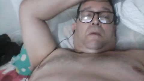 Snapshot of buchs32 chatting on July 24, 5:49 am buchs32 online show from July 24, 5:49 am