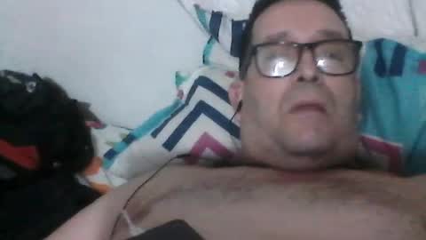 Snapshot of buchs32 chatting on August 2, 5:28 am buchs32 online show from August 2, 5:28 am