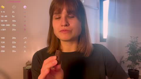 Snapshot of buckwheat_queen chatting on July 10, 6:43 pm Mira online show from July 10, 6:43 pm