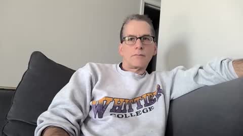 budman004 online show from December 14, 4:34 pm