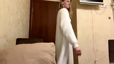 buenamorey online show from February 7, 9:18 pm