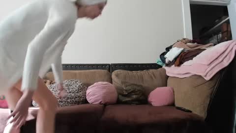 Buffy online show from December 16, 6:16 pm