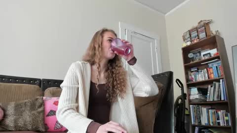 Buffy online show from December 20, 6:13 pm