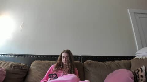 Buffy online show from February 15, 7:50 pm