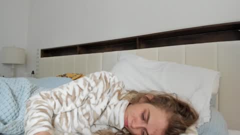 Buffy online show from September 20, 3:24 pm