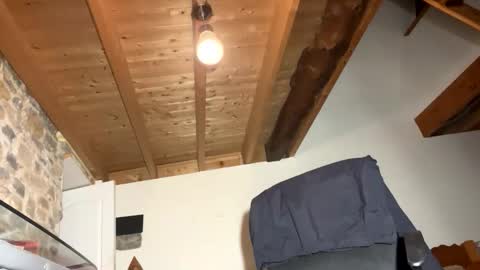 Snapshot of buildernorth93 chatting on November 1, 5:20 am buildernorth93 online show from November 1, 5:20 am