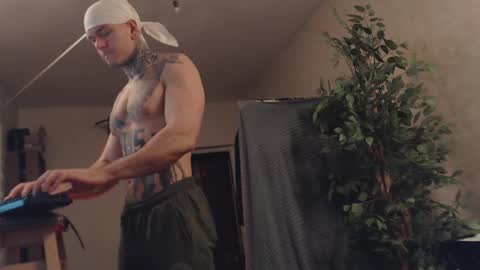 Dmitriy  online show from February 11, 6:44 pm