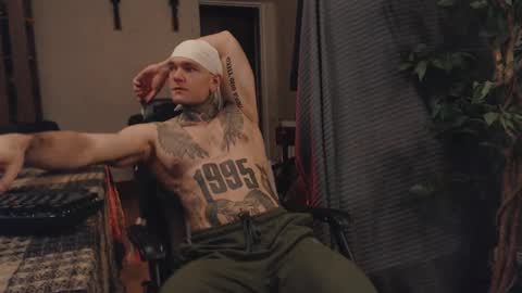 Dmitriy  online show from February 16, 8:44 pm