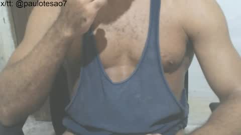 Snapshot of buldgeinboxer chatting on June 8, 1:28 am buldgeinboxer online show from June 8, 1:28 am