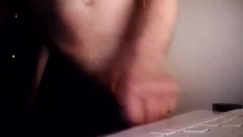 Snapshot of bulkyboners chatting on May 1, 4:17 am ejaculation for 250 online show from May 1, 4:17 am