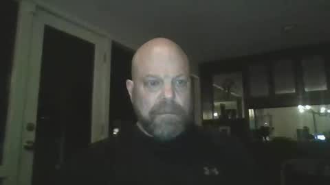 Snapshot of bulldog302w chatting on April 4, 1:48 am bulldog302w online show from April 4, 1:48 am