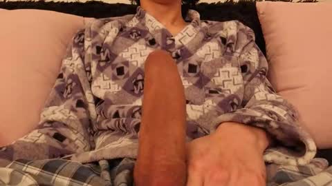 Snapshot of bumblubee chatting on October 27, 7:51 pm Tonny online show from October 27, 7:51 pm