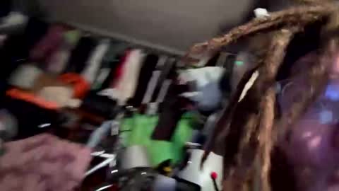 bunniandcryme online show from November 29, 8:28 am