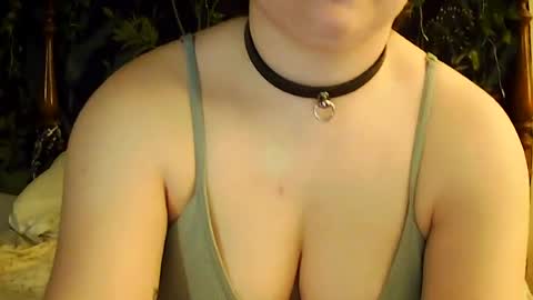 Snapshot of bunnxbabe chatting on August 1, 12:32 am BunnxBabe online show from August 1, 12:32 am