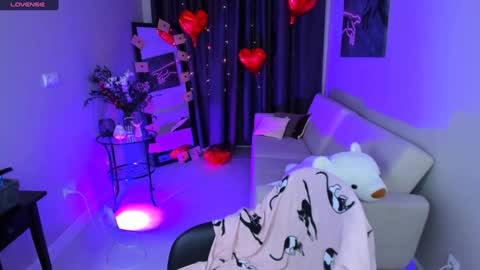 Sasha  online show from February 4, 1:48 pm