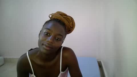 Snapshot of bunny_bliss1 chatting on May 16, 10:36 am bunny_bliss1 online show from May 16, 10:36 am