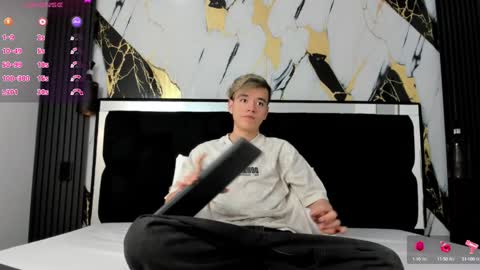 Snapshot of bunny_maxxi chatting on December 26, 12:49 pm bunny online show from December 26, 12:49 pm