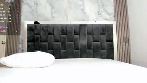 Snapshot of bunny_maxxi chatting on February 14, 12:47 pm bunny online show from February 14, 12:47 pm