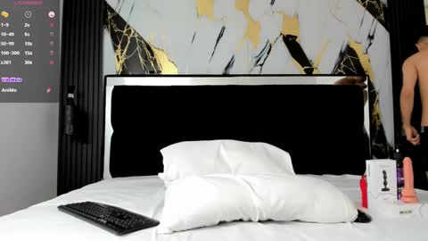 Snapshot of bunny_maxxi chatting on February 22, 3:25 pm bunny online show from February 22, 3:25 pm