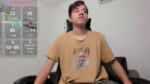 Snapshot of bunny_maxxi chatting on September 17, 12:29 pm bunny online show from September 17, 12:29 pm