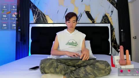 Snapshot of bunny_maxxi chatting on September 19, 12:28 pm bunny online show from September 19, 12:28 pm