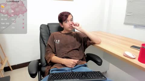 Snapshot of bunny_maxxi chatting on September 24, 12:30 pm bunny online show from September 24, 12:30 pm