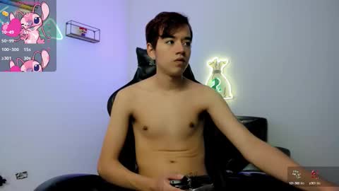 Snapshot of bunny_maxxi chatting on September 26, 12:31 pm bunny online show from September 26, 12:31 pm