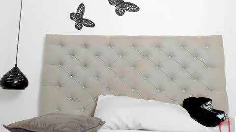 Snapshot of bunny_maxxi chatting on September 29, 12:21 pm bunny online show from September 29, 12:21 pm