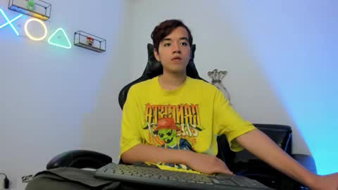 Snapshot of bunny_maxxi chatting on September 30, 12:32 pm bunny online show from September 30, 12:32 pm