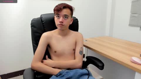 Snapshot of bunny_maxxi chatting on October 9, 12:36 pm bunny online show from October 9, 12:36 pm