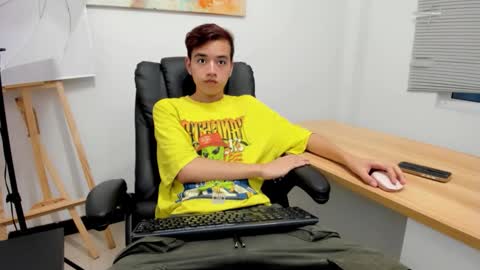 Snapshot of bunny_maxxi chatting on November 13, 12:15 pm bunny online show from November 13, 12:15 pm