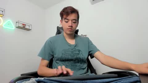 Snapshot of bunny_maxxi chatting on November 26, 12:28 pm bunny online show from November 26, 12:28 pm