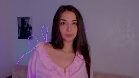 Snapshot of bunny_molly1 chatting on July 8, 10:31 am Molly online show from July 8, 10:31 am