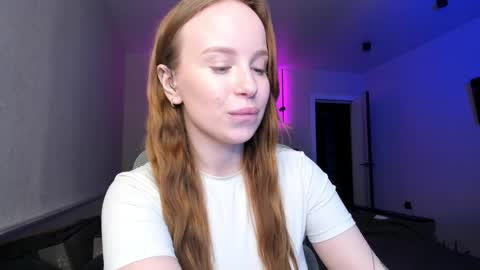 Snapshot of bunny_shinel chatting on May 23, 6:56 pm Mary online show from May 23, 6:56 pm