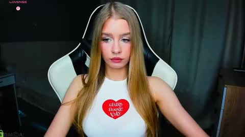 Snapshot of bunny_wetty chatting on November 25, 5:46 pm ruslana online show from November 25, 5:46 pm