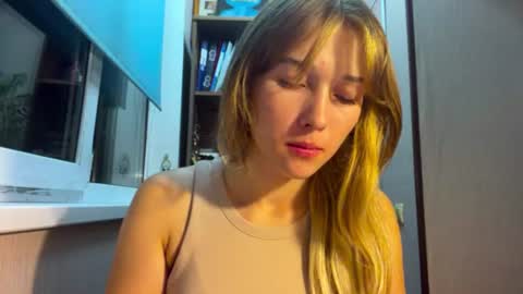 Snapshot of bunnyaurielle chatting on July 21, 7:49 pm Bunnyaurielle online show from July 21, 7:49 pm