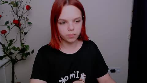 Snapshot of bunnybloom_ chatting on May 26, 7:54 pm Ariel online show from May 26, 7:54 pm