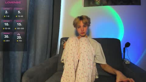 BunnyBlush online show from March 17, 7:33 am