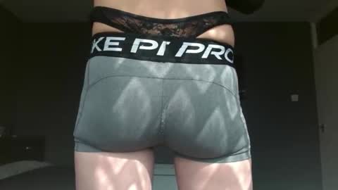 bunnyboiler333 online show from April 8, 12:49 pm