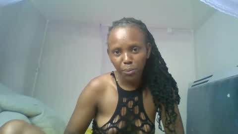 bunnydiva_ online show from April 22, 1:23 pm