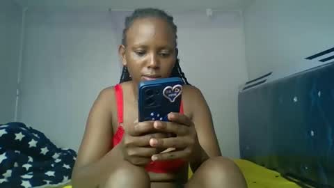 bunnydiva_ online show from April 25, 1:41 pm