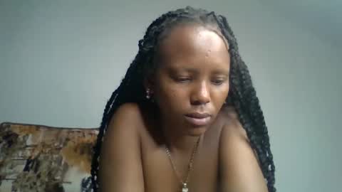 bunnydiva_ online show from April 30, 2:40 am