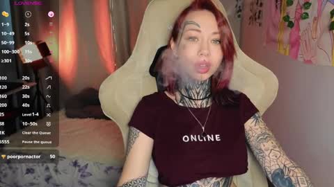 Snapshot of bunnykelly chatting on June 1, 6:04 am bunnykelly online show from June 1, 6:04 am