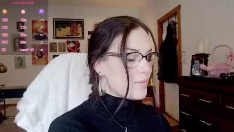 bunnynextdoor online show from March 26, 2:00 pm