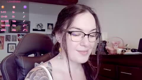 bunnynextdoor online show from April 7, 10:09 pm