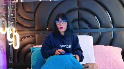 Snapshot of bunnysexyy chatting on November 29, 11:35 am Bunny online show from November 29, 11:35 am