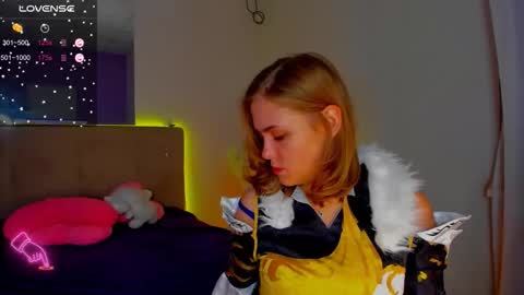 BunnyShows online show from November 17, 1:28 pm